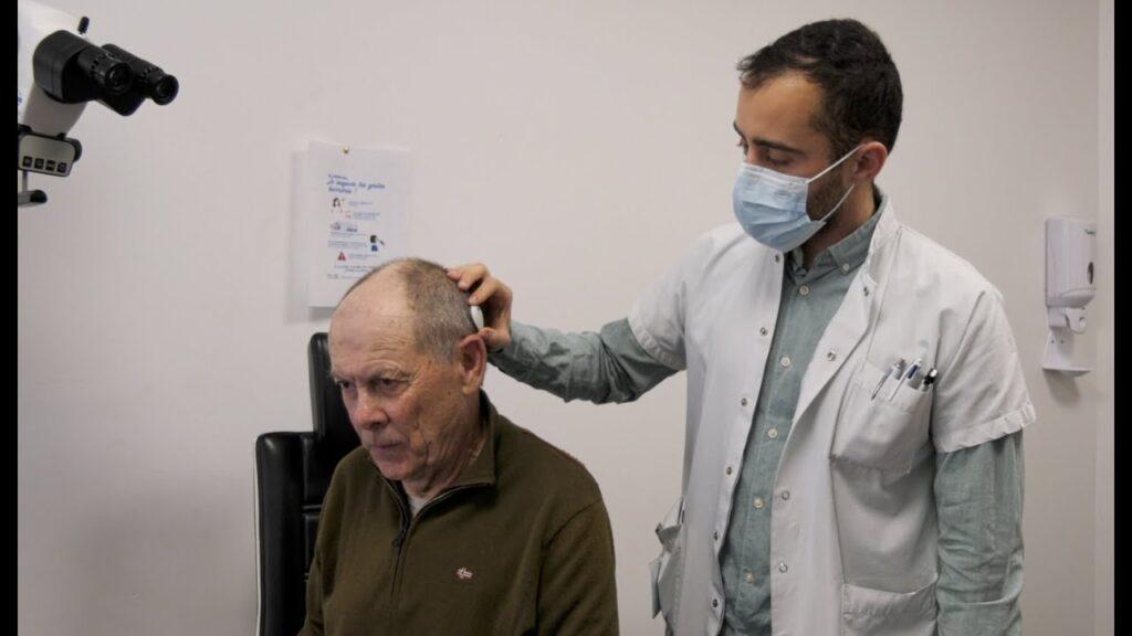 Un implant pour retrouver l'usage d'une oreille : une première opération chirurgicale à Marseille