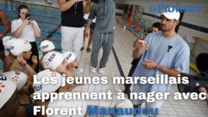 Les jeunes marseillais apprennent à nager avec Florent Manaudou